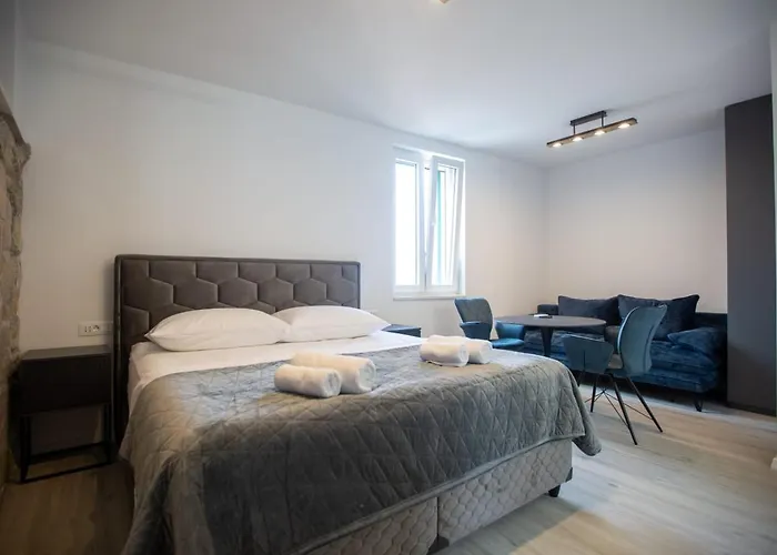 Gostinjska kuća Katy 4*