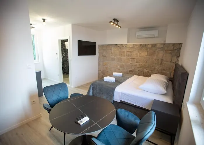 Katy Gostinjska kuća 4*